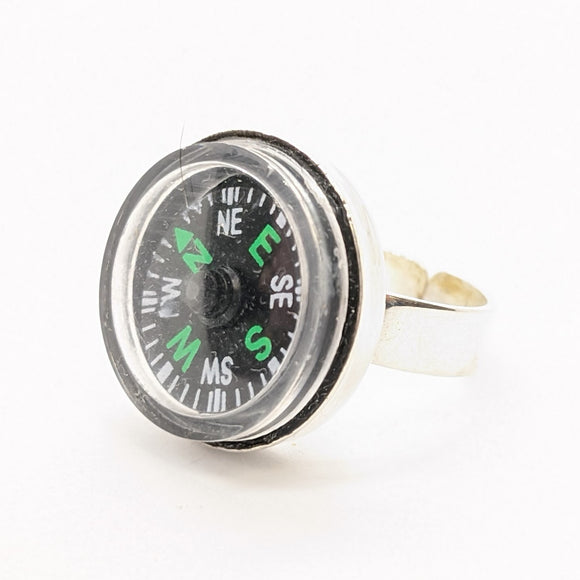 Silver-plated compass ring