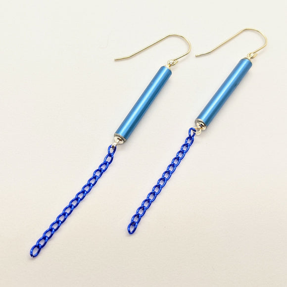 Blue knitting needle earrings with chain