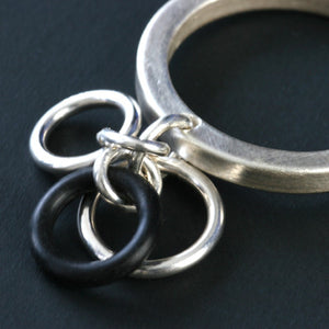 Sterling O-ring ring - Amy Jewelry
