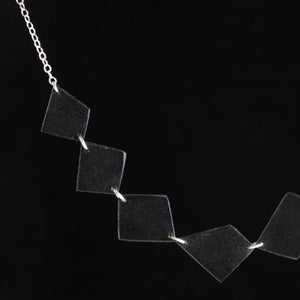 Seven-link vinyl record necklace - Amy Jewelry
