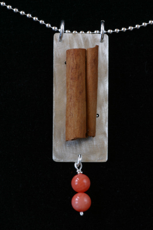 Cinnamon, coral and silver pendant - Amy Jewelry
